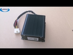 Carro elettrico nero Parti Carro da golf Convertitore a corrente continua Tipo di uscita doppia 150mm*150mm*45.5mm