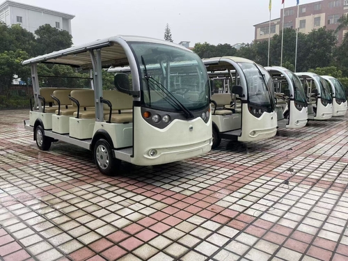 Ultime notizie aziendali su Autobus navetta per le visite turistiche: navigare facilmente nei grandi parchi