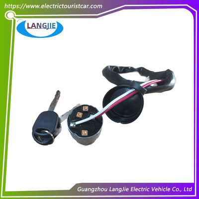 Accessorio elettrico a quattro ruote per il carrello da golf