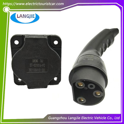 Un buon prezzo. Spina e presa di ricarica per auto turistiche a quattro ruote LVTONG Cavo di ricarica per golf cart 0-220V Universale in linea